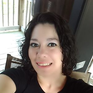 Meet your Posher, Alycia